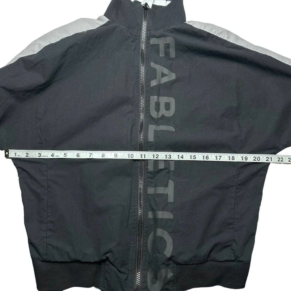 Fabletics | Women | Jayda Woven Black White Zip Up Athletic Jacket | Size Small - Picture 4 of 12